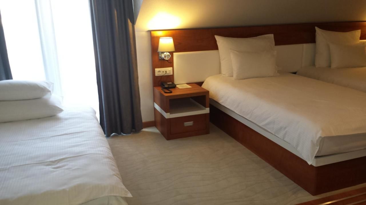 Отель Hotel Porto In Котор-31