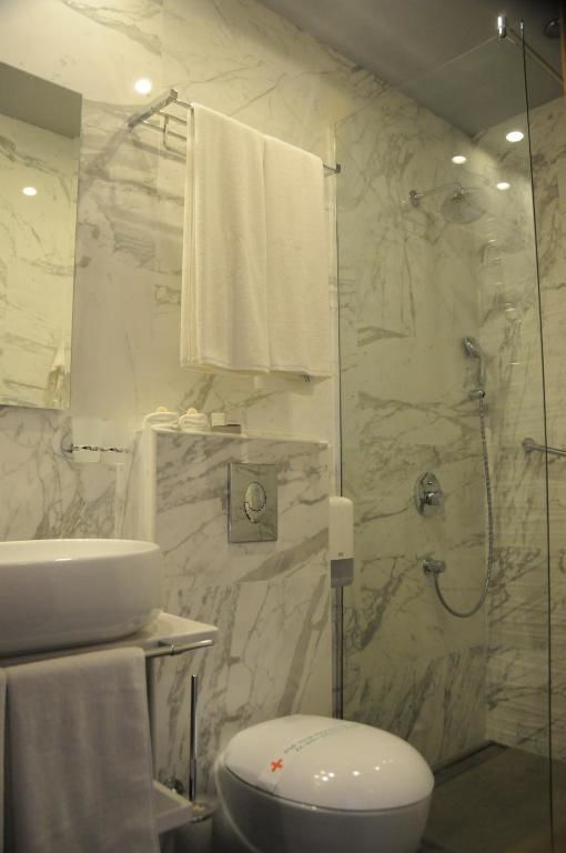 Отель Hotel Porto In Котор-55