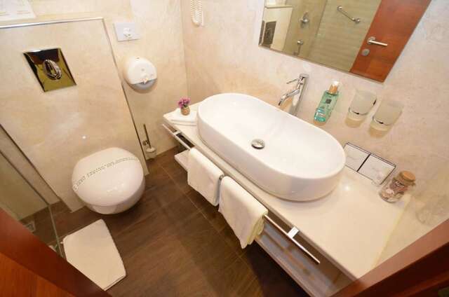 Отель Hotel Porto In Котор-23