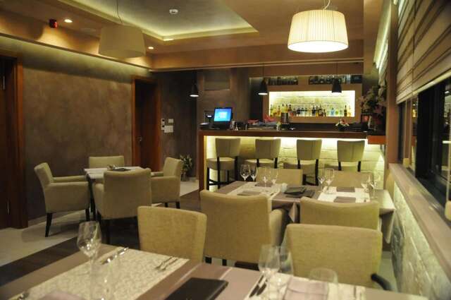 Отель Hotel Porto In Котор-37