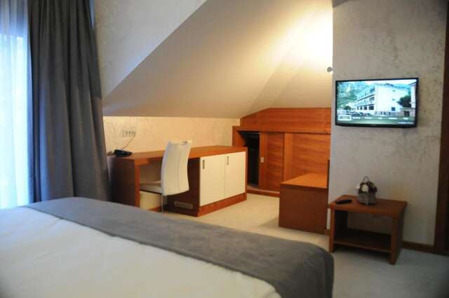 Отель Hotel Porto In Котор-40
